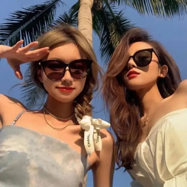 布劳涅森林的女人们